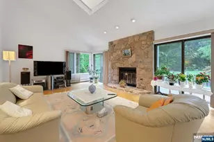 18 Mission Way, Tenafly, NJ 07670 - Photo 28