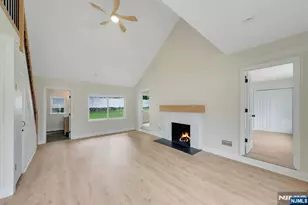 38 Lakeview Ave, Ringwood, NJ 07456 - Photo 6