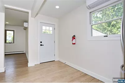 20 Dojean Court, Bergenfield, NJ 07621 - Photo 10