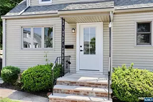 20 Dojean Ct, Bergenfield, NJ 07621 - Photo 2