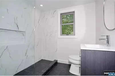 20 Dojean Court, Bergenfield, NJ 07621 - Photo 30