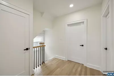 606 5th Street, Carlstadt, NJ 07072 - Photo 18