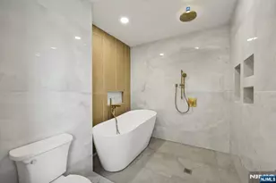 606 5th St, Carlstadt, NJ 07072 - Photo 32