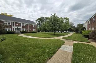 18A Elmwood Ct 18A, Elmwood Park, NJ 07407 - Photo 4