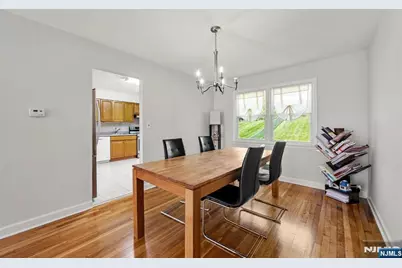 89 Forsythia Lane B #B, Paramus, NJ 07652 - Photo 6