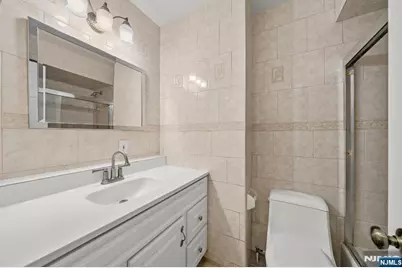 89 Forsythia Lane B #B, Paramus, NJ 07652 - Photo 12