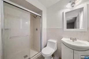 89 Forsythia Ln B, Paramus, NJ 07652 - Photo 10