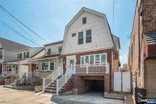 136 56th St, Bayonne, NJ 07002 - Photo 2
