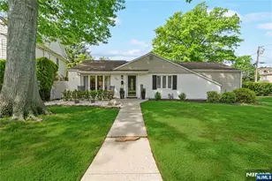 231 Beech Dr, River Edge, NJ 07661 - Photo 2