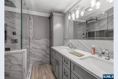 150 Fremont Avenue, Park Ridge, NJ 07656 - Photo 10