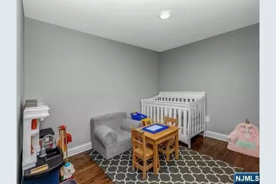 150 Fremont Avenue, Park Ridge, NJ 07656 - Photo 8
