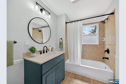538 Coolidge Place, Paramus, NJ 07652 - Photo 28