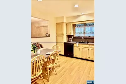 620 Midland Avenue, Saddle Brook Township, NJ 07663 - Photo 6
