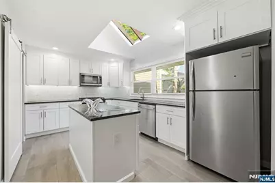 455 Hoffman Avenue, New Milford, NJ 07646 - Photo 6