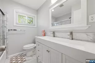 455 Hoffman Ave, New Milford, NJ 07646 - Photo 18