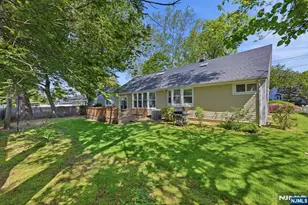 455 Hoffman Ave, New Milford, NJ 07646 - Photo 26