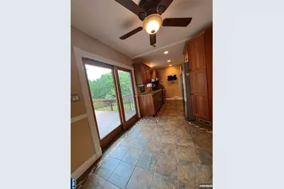 41 Circle Drive, Paramus, NJ 07652 - Photo 6