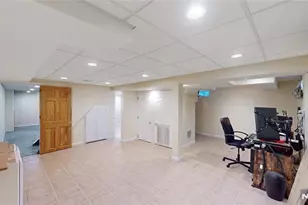 41 Circle Dr, Paramus, NJ 07652 - Photo 26