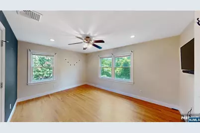 41 Circle Drive, Paramus, NJ 07652 - Photo 24