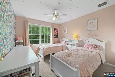 214 Riverwalk Way L125 #L125, Clifton, NJ 07014 - Photo 18
