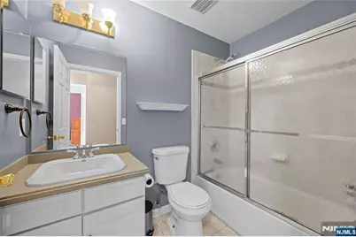 214 Riverwalk Way L125 #L125, Clifton, NJ 07014 - Photo 20