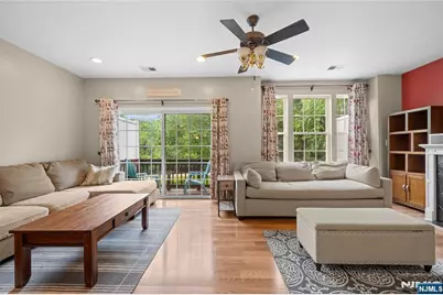 214 Riverwalk Way L125 #L125, Clifton, NJ 07014 - Photo 8