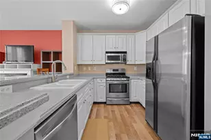 214 Riverwalk Way L125, Clifton, NJ 07014 - Photo 2