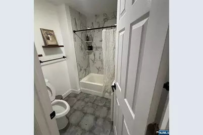 43 Bragaw Avenue Floor 1 #Floor 1, Newark, NJ 07112 - Photo 20