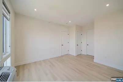 401 E Central Boulevard 3C #3C, Palisades Park, NJ 07650 - Photo 12