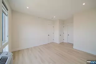 401 E Central Blvd 3C, Palisades Park, NJ 07650 - Photo 12