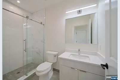 401 E Central Boulevard 3C #3C, Palisades Park, NJ 07650 - Photo 14