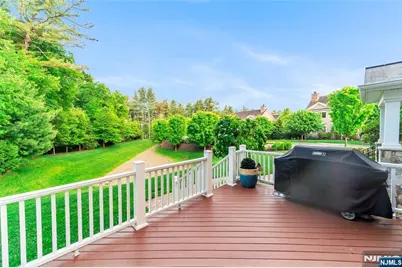 32 Cherrywood Court 7004 #7004, River Vale Township, NJ 07675 - Photo 6