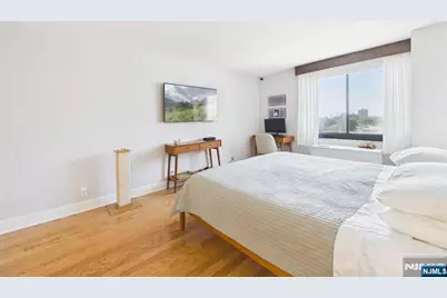 770 Anderson Avenue 402 #402, Cliffside Park, NJ 07010 - Photo 6