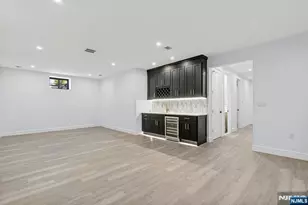 66 Westview Dr, Bergenfield, NJ 07621 - Photo 32