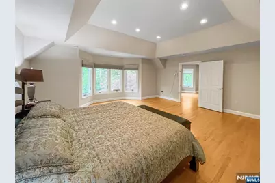 445 Nevada Street, Paramus, NJ 07652 - Photo 40