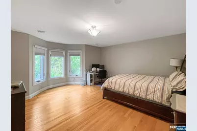 445 Nevada Street, Paramus, NJ 07652 - Photo 34