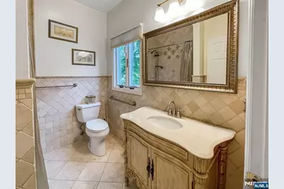445 Nevada Street, Paramus, NJ 07652 - Photo 28