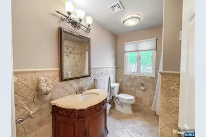 445 Nevada Street, Paramus, NJ 07652 - Photo 32