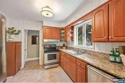 630 Wyndemere Avenue, Ridgewood, NJ 07450 - Photo 10