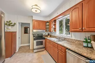 630 Wyndemere Ave, Ridgewood, NJ 07450 - Photo 10