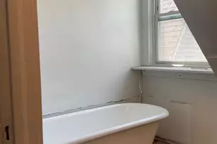 29 17th St, East Orange, NJ 07018 - Photo 2
