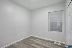 77 Madison Ave, Paterson, NJ 07524 - Photo 16