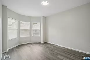 77 Madison Ave, Paterson, NJ 07524 - Photo 14