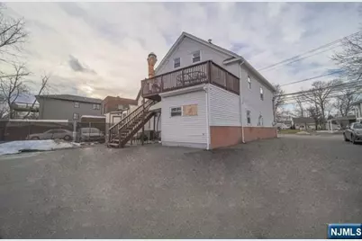 107 Washington Avenue, Little Ferry, NJ 07643 - Photo 12