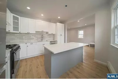 107 Washington Avenue, Little Ferry, NJ 07643 - Photo 2