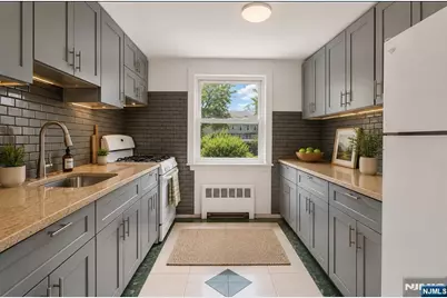 21A Carolyn Terrace, Roselle, NJ 07203 - Photo 6