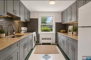 21A Carolyn Terrace, Roselle, NJ 07203 - Photo 6