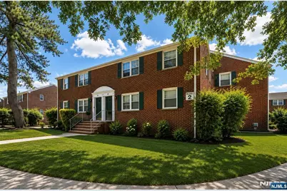 21A Carolyn Terrace, Roselle, NJ 07203 - Photo 2