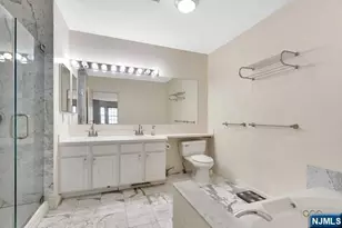 331 Promenade, Edgewater, NJ 07020 - Photo 22