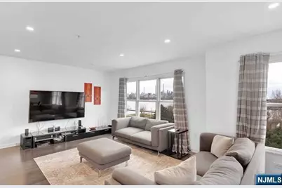 331 Promenade, Edgewater, NJ 07020 - Photo 14